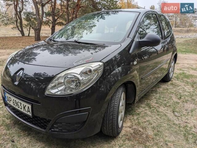 Рено Твинго, объемом двигателя 1.15 л и пробегом 168 тыс. км за 3500 $, фото 7 на Automoto.ua