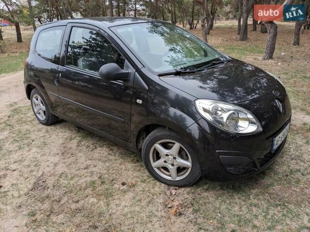 Рено Твинго, объемом двигателя 1.15 л и пробегом 168 тыс. км за 3500 $, фото 3 на Automoto.ua