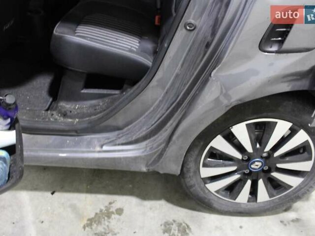 Рено Твинго, объемом двигателя 0 л и пробегом 13 тыс. км за 6950 $, фото 7 на Automoto.ua