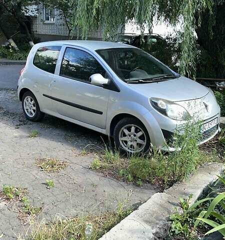 Сірий Рено Твінго, об'ємом двигуна 1.5 л та пробігом 137 тис. км за 4200 $, фото 1 на Automoto.ua