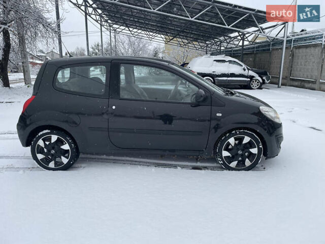 Сірий Рено Твінго, об'ємом двигуна 1.5 л та пробігом 290 тис. км за 3800 $, фото 3 на Automoto.ua