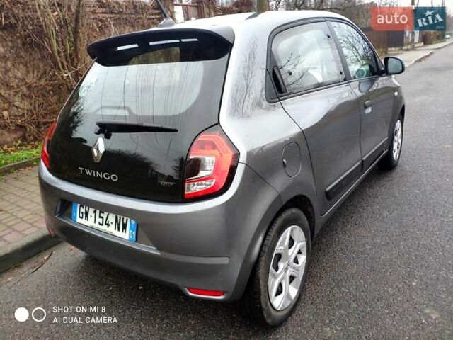 Сірий Рено Твінго, об'ємом двигуна 0 л та пробігом 17 тис. км за 8300 $, фото 12 на Automoto.ua
