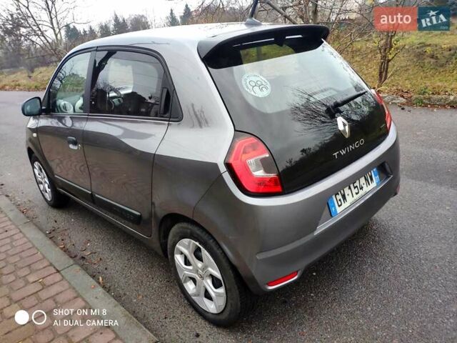 Сірий Рено Твінго, об'ємом двигуна 0 л та пробігом 17 тис. км за 8300 $, фото 19 на Automoto.ua