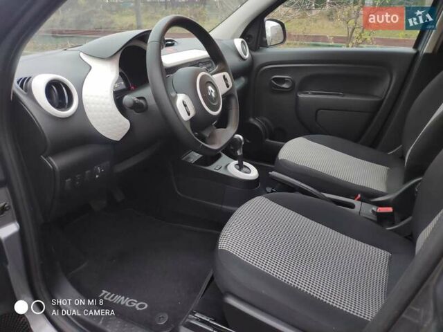 Сірий Рено Твінго, об'ємом двигуна 0 л та пробігом 17 тис. км за 8300 $, фото 29 на Automoto.ua