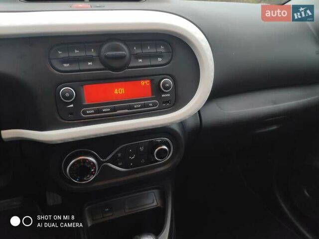 Сірий Рено Твінго, об'ємом двигуна 0 л та пробігом 17 тис. км за 8300 $, фото 38 на Automoto.ua