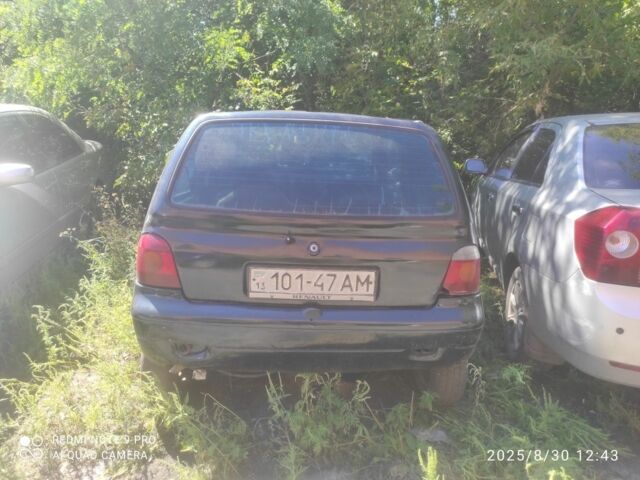 Рено Твинго 1993 в Богодухове на Automoto.ua Синий Рено Твинго, объемом двигателя 1.2 л и пробегом 120 тыс. км за 600 $, фото 4 на Automoto.ua