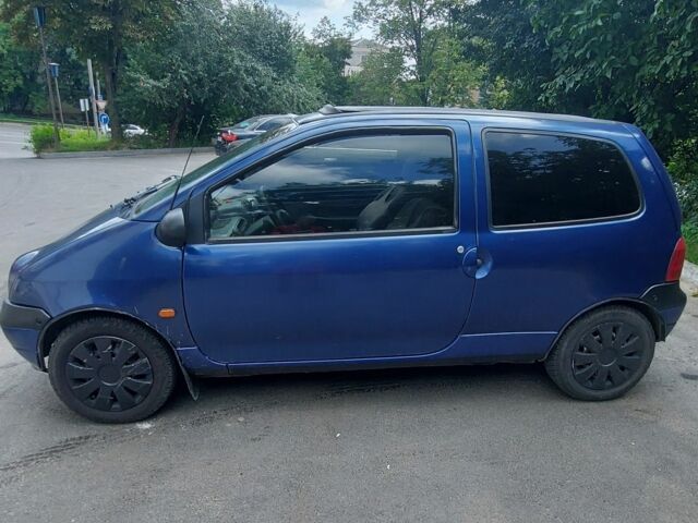 Рено Твинго 1997 в Хмельницком на Automoto.ua Синий Рено Твинго, объемом двигателя 1.1 л и пробегом 250 тыс. км за 1300 $, фото 3 на Automoto.ua