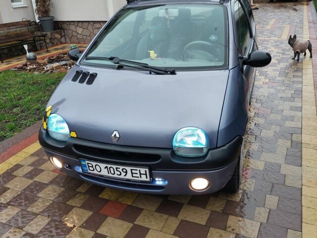 Синий Рено Твинго, объемом двигателя 1.1 л и пробегом 152 тыс. км за 3000 $, фото 7 на Automoto.ua