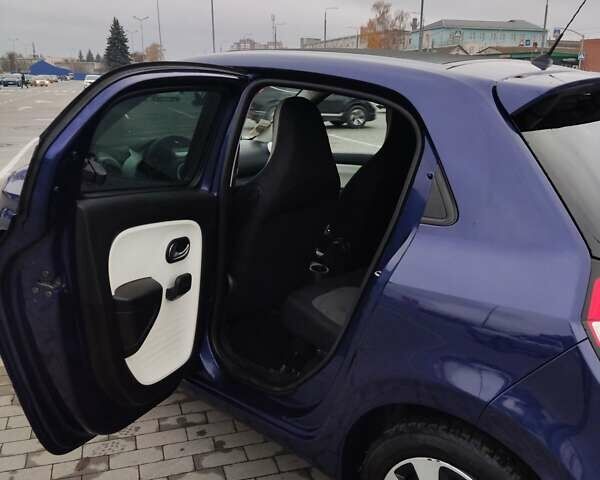 Синий Рено Твинго, объемом двигателя 1 л и пробегом 123 тыс. км за 6500 $, фото 2 на Automoto.ua