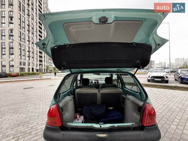 Зеленый Рено Твинго, объемом двигателя 1.2 л и пробегом 137 тыс. км за 3500 $, фото 43 на Automoto.ua