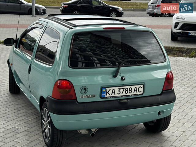 Зеленый Рено Твинго, объемом двигателя 1.2 л и пробегом 137 тыс. км за 3500 $, фото 18 на Automoto.ua