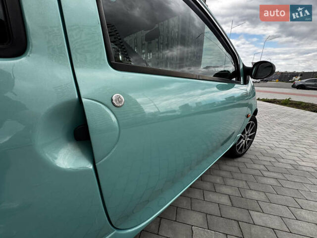 Зеленый Рено Твинго, объемом двигателя 1.2 л и пробегом 137 тыс. км за 3500 $, фото 41 на Automoto.ua