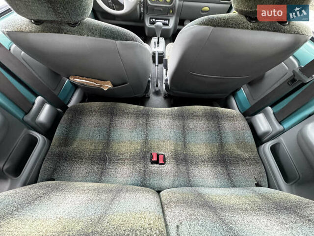 Зеленый Рено Твинго, объемом двигателя 1.2 л и пробегом 137 тыс. км за 3500 $, фото 37 на Automoto.ua