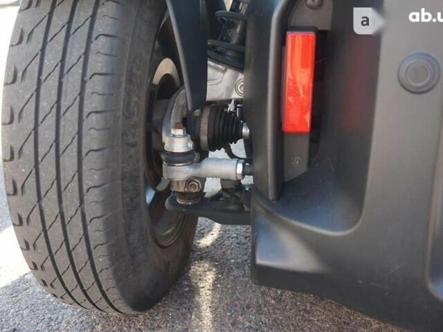 Рено Твизи, объемом двигателя 0 л и пробегом 19 тыс. км за 4700 $, фото 25 на Automoto.ua