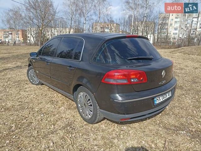 Черный Рено Вел Сатис, объемом двигателя 2 л и пробегом 385 тыс. км за 3800 $, фото 6 на Automoto.ua