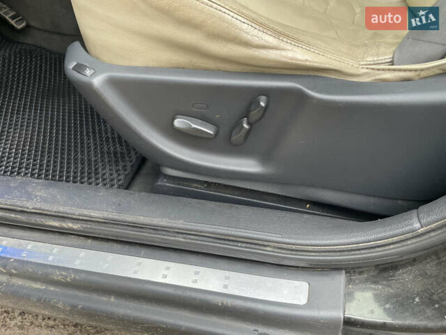 Черный Рено Вел Сатис, объемом двигателя 3 л и пробегом 150 тыс. км за 4800 $, фото 6 на Automoto.ua