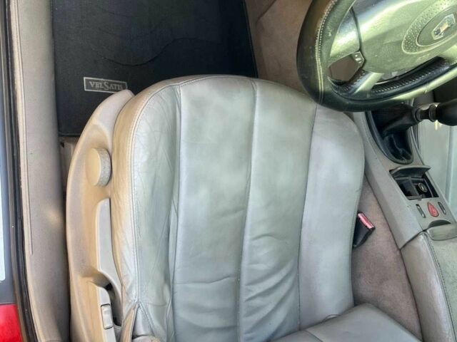 Красный Рено Вел Сатис, объемом двигателя 2.2 л и пробегом 260 тыс. км за 3550 $, фото 3 на Automoto.ua