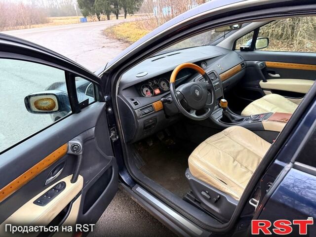 Рено Вел Сатис, объемом двигателя 2.2 л и пробегом 245 тыс. км за 1950 $, фото 11 на Automoto.ua