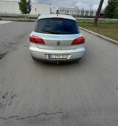 Серый Рено Вел Сатис, объемом двигателя 2.2 л и пробегом 322 тыс. км за 3000 $, фото 6 на Automoto.ua