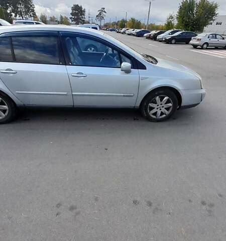 Серый Рено Вел Сатис, объемом двигателя 2.2 л и пробегом 322 тыс. км за 3000 $, фото 2 на Automoto.ua