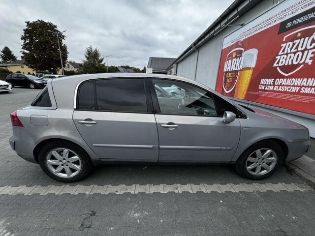 Сірий Рено Вел Сатіс, об'ємом двигуна 3 л та пробігом 300 тис. км за 3399 $, фото 2 на Automoto.ua