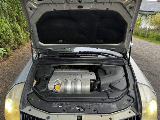 Сірий Рено Вел Сатіс, об'ємом двигуна 3 л та пробігом 300 тис. км за 3399 $, фото 15 на Automoto.ua