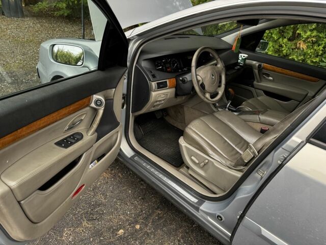 Сірий Рено Вел Сатіс, об'ємом двигуна 3 л та пробігом 300 тис. км за 3399 $, фото 11 на Automoto.ua