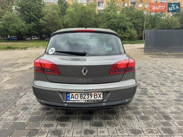 Серый Рено Вел Сатис, объемом двигателя 2.2 л и пробегом 315 тыс. км за 3500 $, фото 7 на Automoto.ua