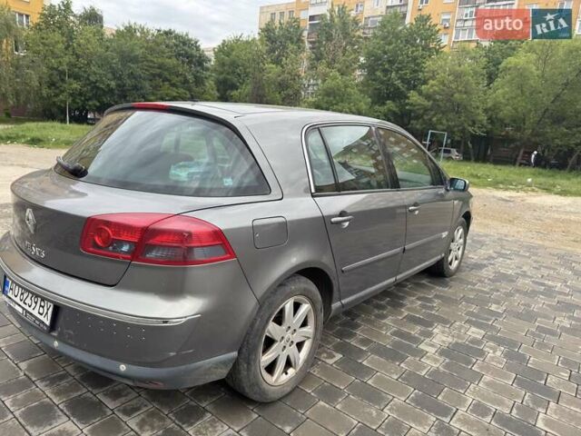 Серый Рено Вел Сатис, объемом двигателя 2.2 л и пробегом 315 тыс. км за 3500 $, фото 10 на Automoto.ua