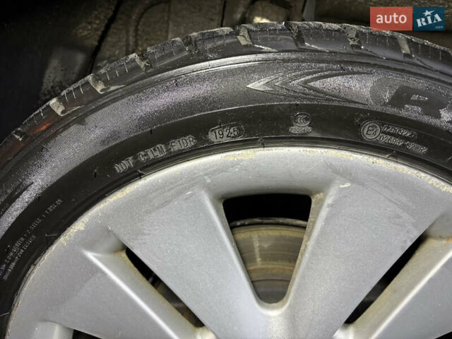 Сірий Рено Вел Сатіс, об'ємом двигуна 2.19 л та пробігом 196 тис. км за 6300 $, фото 37 на Automoto.ua