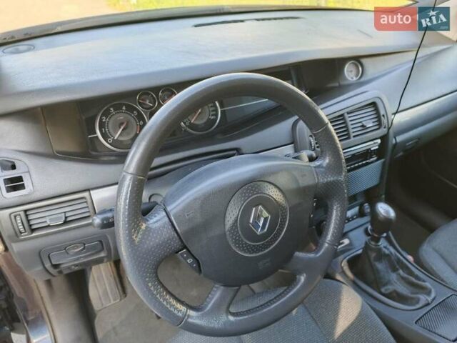 Синий Рено Вел Сатис, объемом двигателя 2 л и пробегом 224 тыс. км за 4500 $, фото 5 на Automoto.ua
