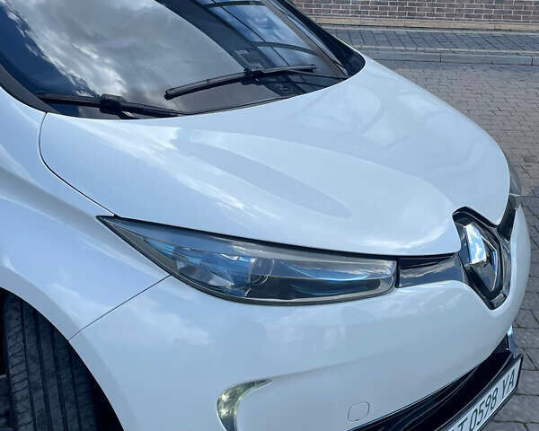 Рено Зое 2013 у Івано-Франківську на Automoto.ua Білий Рено Зое, об'ємом двигуна 0 л та пробігом 175 тис. км за 5900 $, фото 18 на Automoto.ua