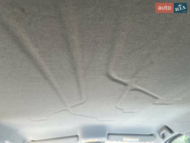 Білий Рено Зое, об'ємом двигуна 0 л та пробігом 130 тис. км за 6000 $, фото 24 на Automoto.ua