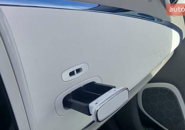 Белый Рено Зое, объемом двигателя 0 л и пробегом 140 тыс. км за 7900 $, фото 9 на Automoto.ua
