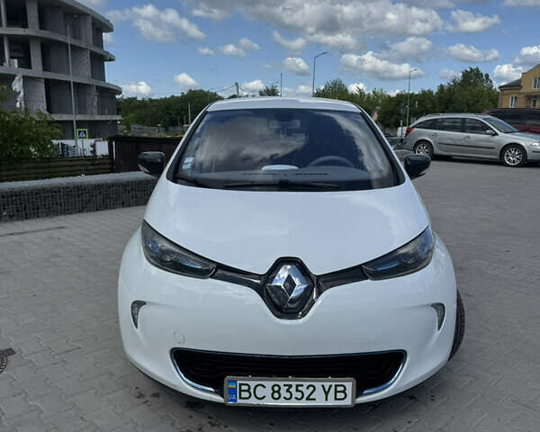 Рено Зое 2013 в Львове на Automoto.ua Белый Рено Зое, объемом двигателя 0 л и пробегом 160 тыс. км за 5850 $, фото 6 на Automoto.ua