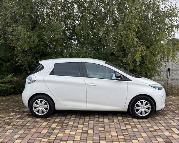 Білий Рено Зое, об'ємом двигуна 0 л та пробігом 146 тис. км за 6300 $, фото 6 на Automoto.ua