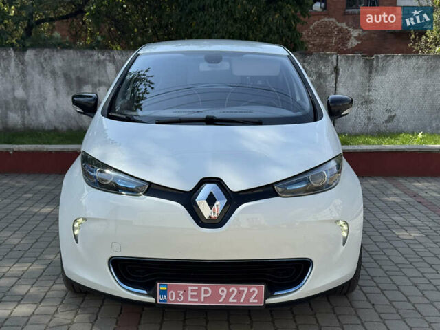 Белый Рено Зое, объемом двигателя 0 л и пробегом 155 тыс. км за 6300 $, фото 9 на Automoto.ua