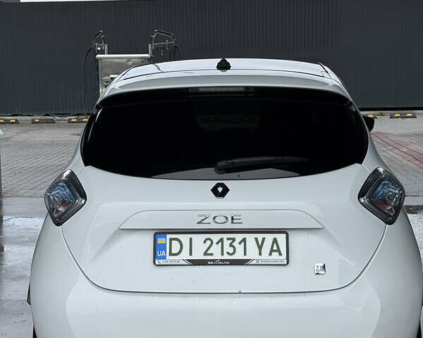 Білий Рено Зое, об'ємом двигуна 0 л та пробігом 74 тис. км за 6400 $, фото 8 на Automoto.ua