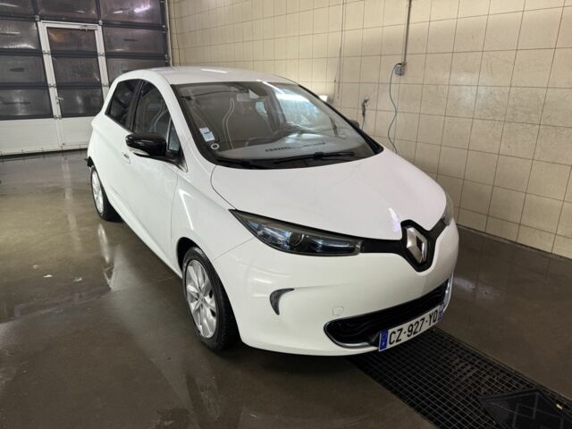 Білий Рено Зое, об'ємом двигуна 0 л та пробігом 135 тис. км за 5350 $, фото 12 на Automoto.ua