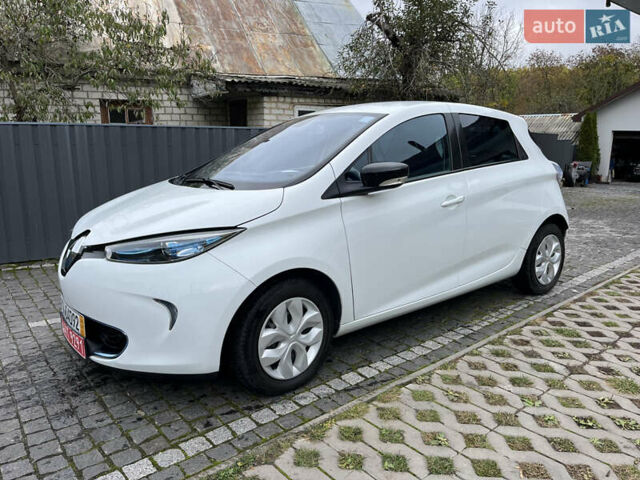 Рено Зое 2013 в Житомире на Automoto.ua Белый Рено Зое, объемом двигателя 0 л и пробегом 130 тыс. км за 6300 $, фото 4 на Automoto.ua