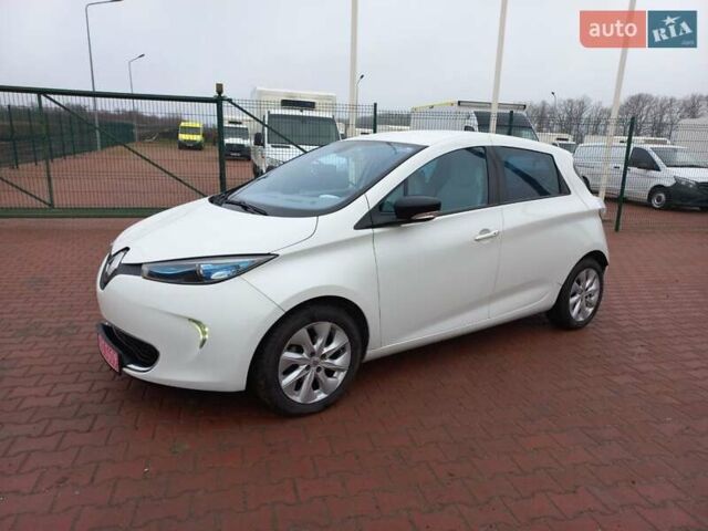 Белый Рено Зое, объемом двигателя 0 л и пробегом 150 тыс. км за 5550 $, фото 6 на Automoto.ua