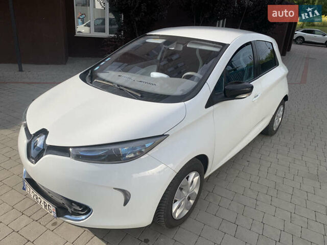 Белый Рено Зое, объемом двигателя 0 л и пробегом 154 тыс. км за 5650 $, фото 13 на Automoto.ua