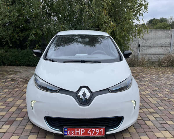 Білий Рено Зое, об'ємом двигуна 0 л та пробігом 146 тис. км за 6300 $, фото 2 на Automoto.ua