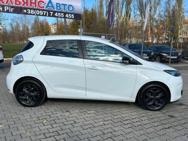 Білий Рено Зое, об'ємом двигуна 0 л та пробігом 201 тис. км за 6400 $, фото 7 на Automoto.ua