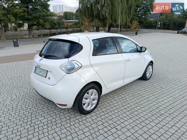 Білий Рено Зое, об'ємом двигуна 0 л та пробігом 53 тис. км за 6150 $, фото 8 на Automoto.ua