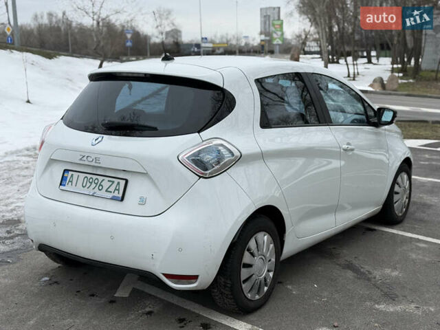 Білий Рено Зое, об'ємом двигуна 0 л та пробігом 191 тис. км за 5300 $, фото 8 на Automoto.ua