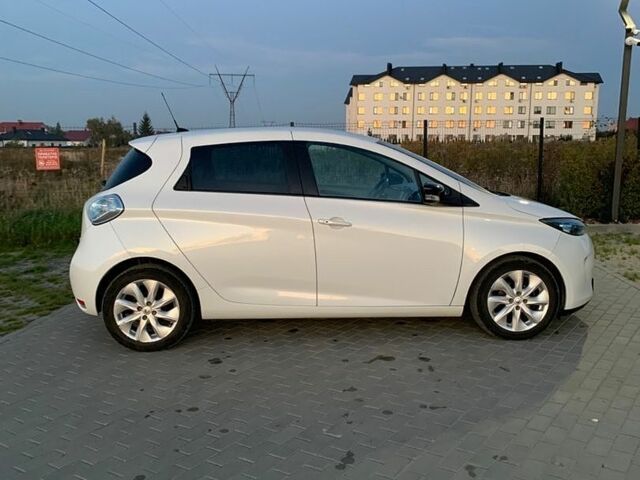 Білий Рено Зое, об'ємом двигуна 0 л та пробігом 107 тис. км за 7200 $, фото 10 на Automoto.ua