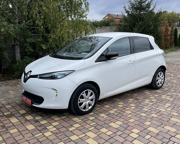 Білий Рено Зое, об'ємом двигуна 0 л та пробігом 146 тис. км за 6300 $, фото 1 на Automoto.ua
