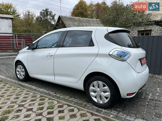 Рено Зое 2013 в Житомире на Automoto.ua Белый Рено Зое, объемом двигателя 0 л и пробегом 130 тыс. км за 6300 $, фото 8 на Automoto.ua