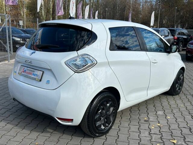 Білий Рено Зое, об'ємом двигуна 0 л та пробігом 201 тис. км за 6400 $, фото 6 на Automoto.ua